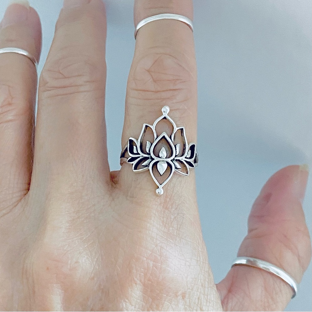 Sterling Silver Thin Vintage Style Lotus Flower Ring, Silver Rings, Yoga Jewelry - Picture 6 of 12